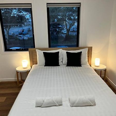 Brand New Modern 2 Bedroom Guesthouse At Airport! Melbourne Eksteriør bilde