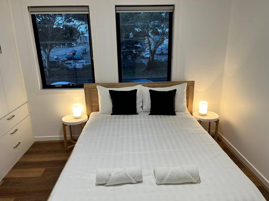 Brand New Modern 2 Bedroom Guesthouse At Airport! Melbourne Eksteriør bilde